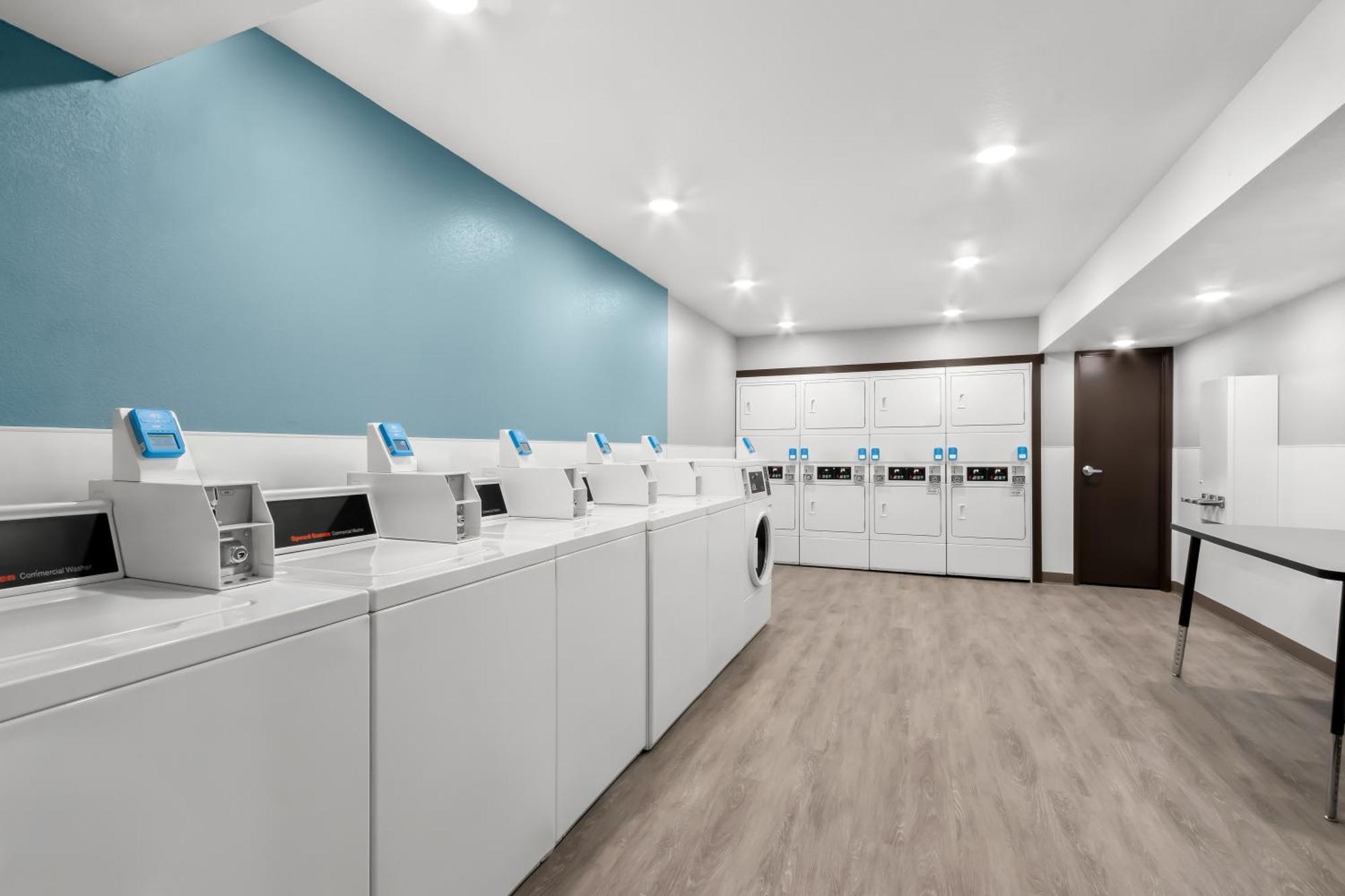 Woodspring Suites Chandler Phoenix Medical Center Eksteriør bilde